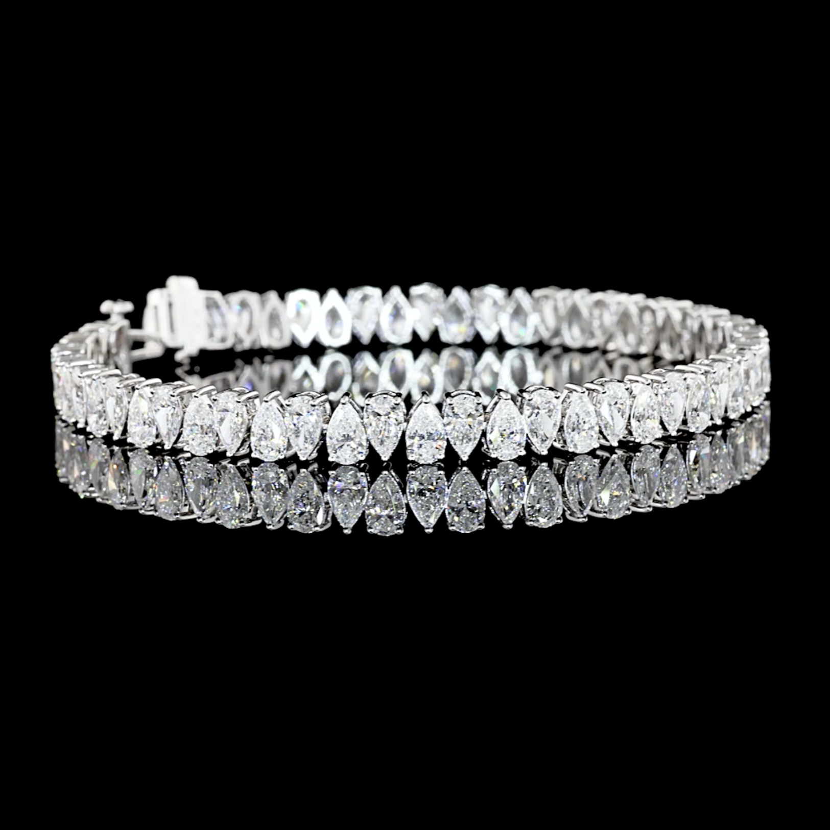 Reverse Pear Lab Diamond Tennis Bracelet in white gold