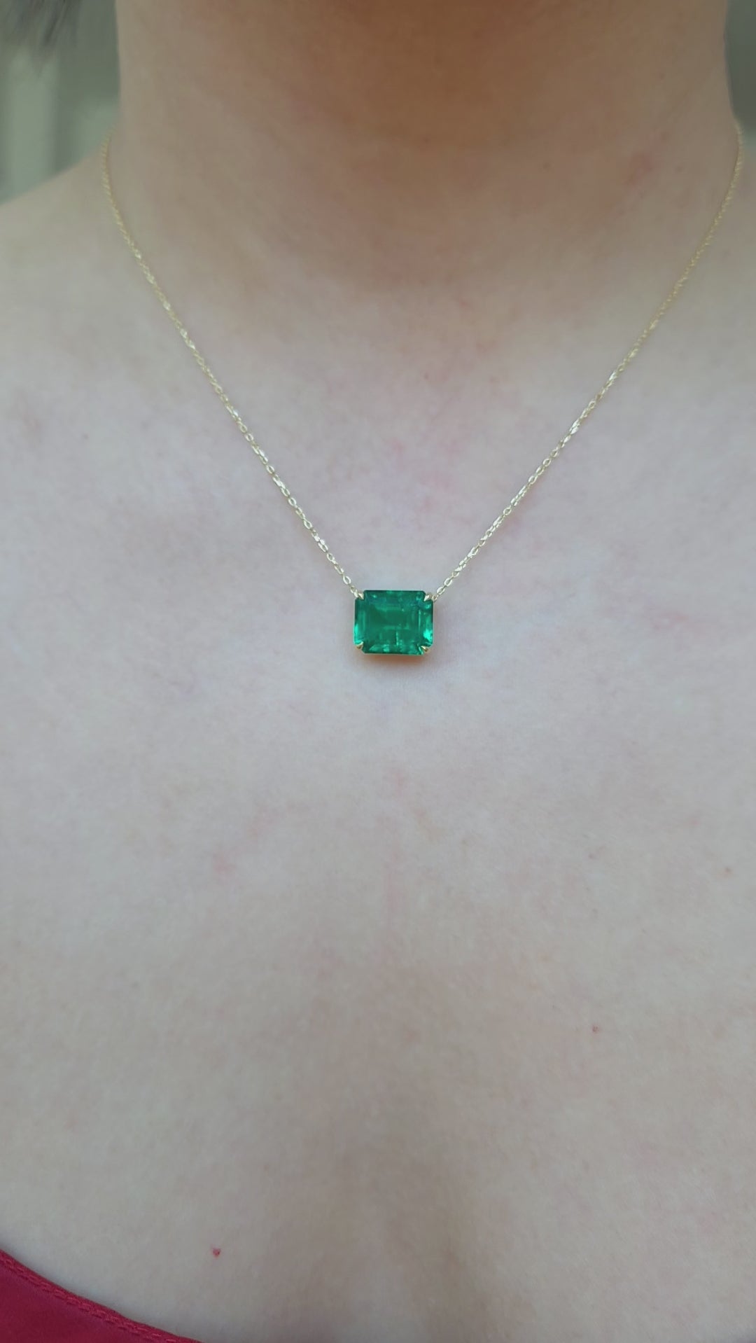 Colombian Emerald Pendant Necklace