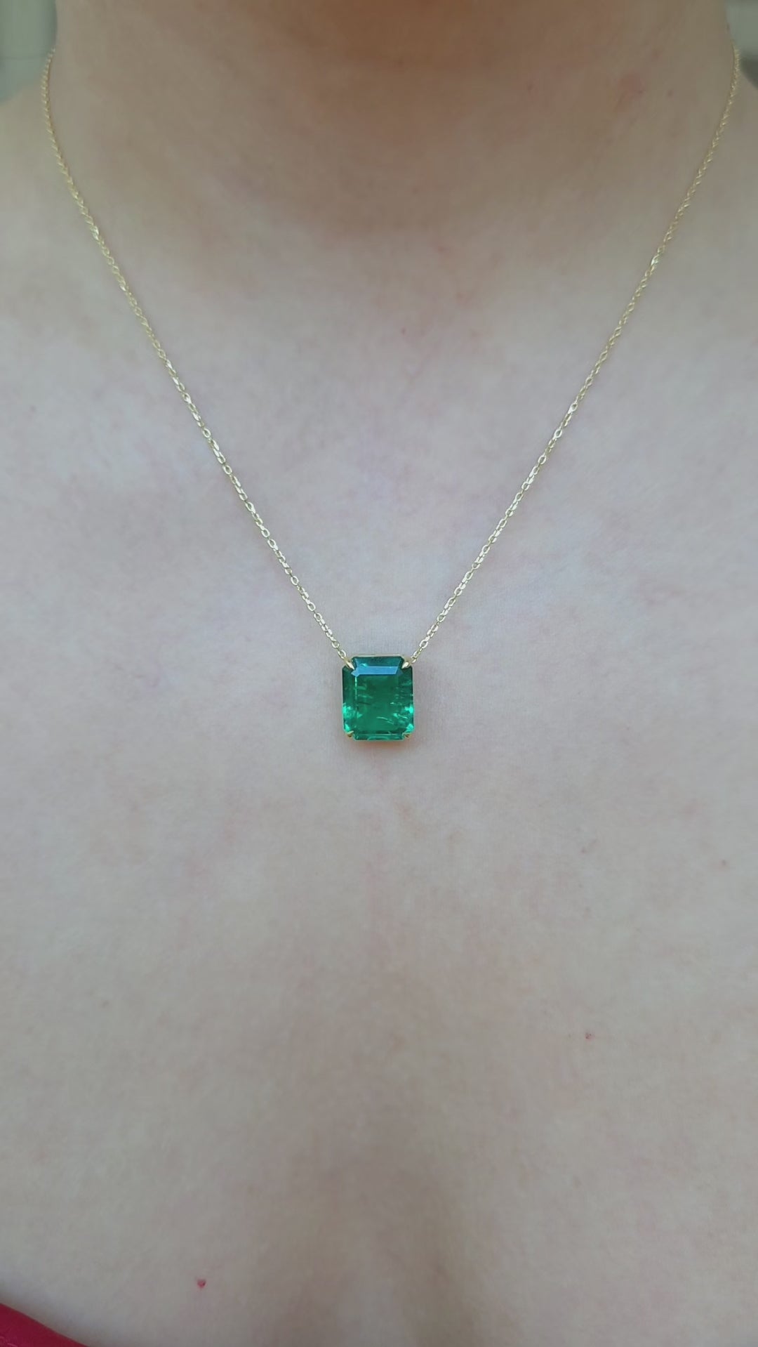 Colombian Emerald Pendant Necklace